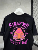 CAMISETA STRANGER “EVERY DAY” - PRETA